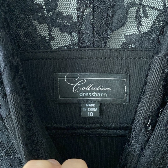 Lace sequin stretchy black dress. Size 10 - Picture 4 of 4